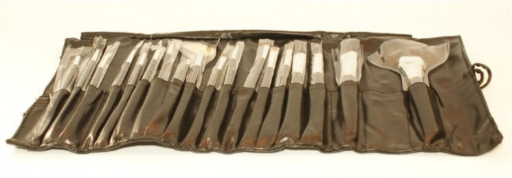 Набор кистей для макияжа MAG-18PU, 18шт.